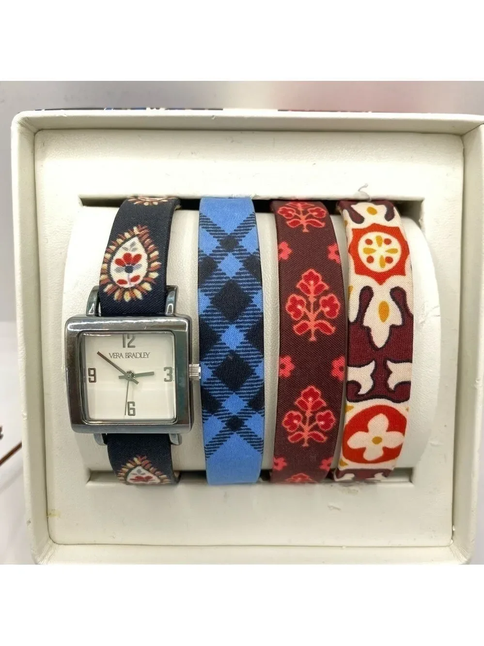 Vera BradleyWomen's Watch With 4 Interchangeable Bands Gift Set